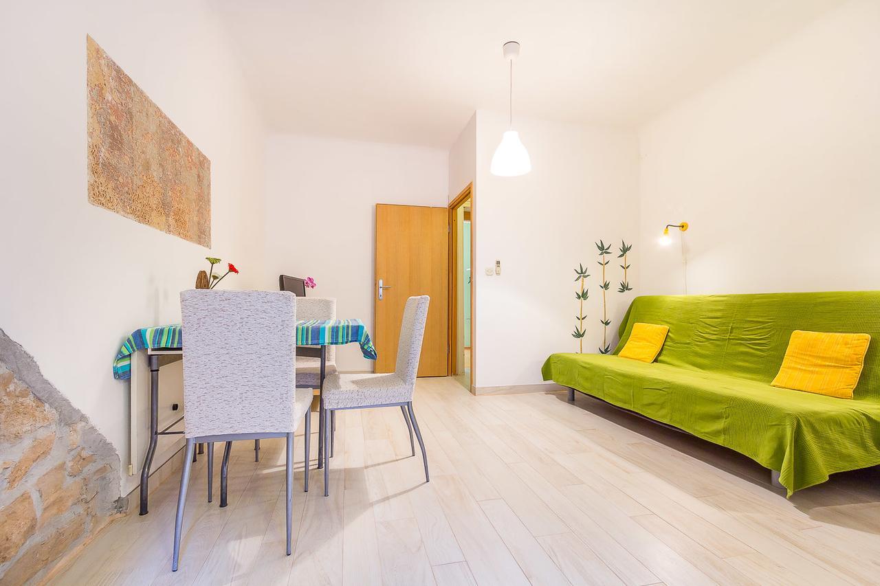 Apartment Rustico بولا المظهر الخارجي الصورة